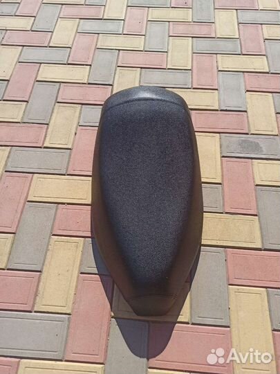 Сиденье Suzuki address w50