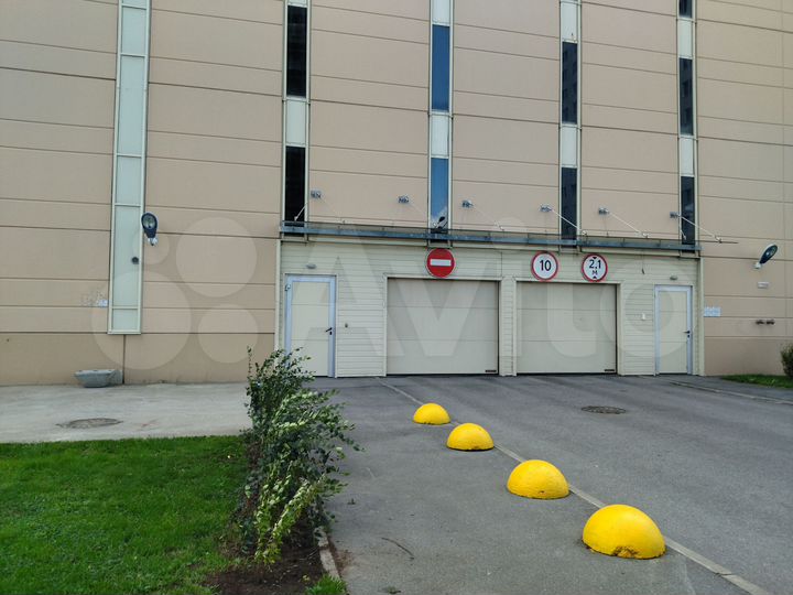 Машиноместо, 15 м²