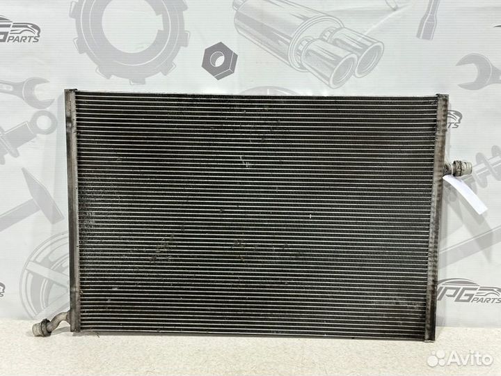 Радиатор низких температур Mercedes-Benz C W205