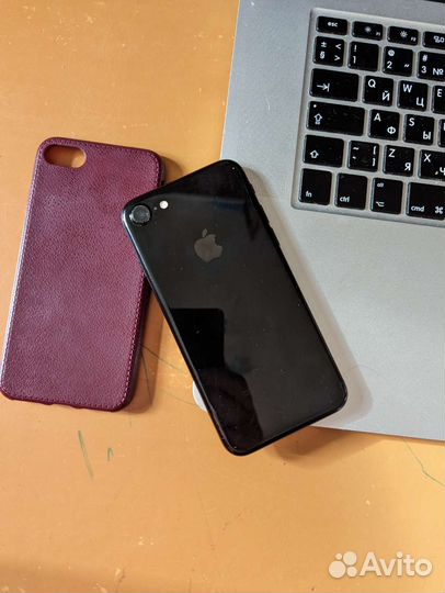 Телефон iPhone 7 128gb jetBlack