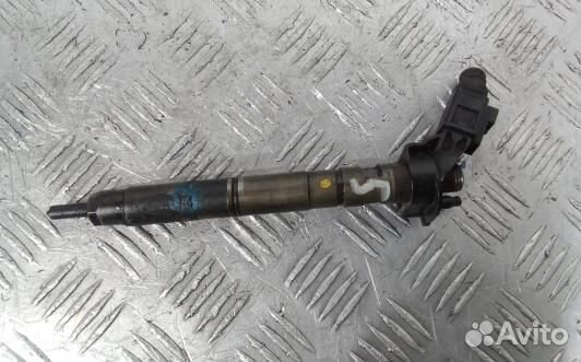 Форсунка дизельная audi A8 D3 (1BS08AL05)