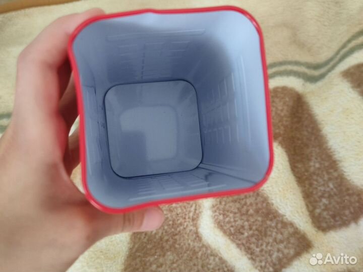 Копилка в виде телефонной будки