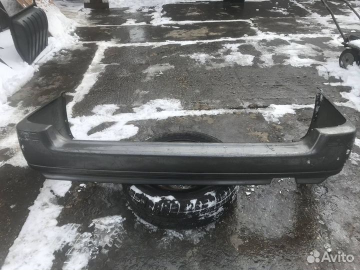 Бампер задний Nissan Avenir SW10