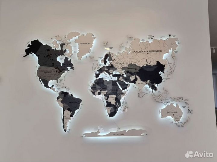 Карта мира из дерева с подсветкой Ростов-на-Дону