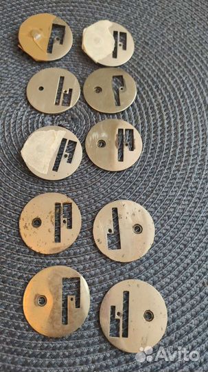 Иглы, лапки, шпульки, колпачки