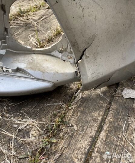 Toyota prius 30 бампер передний