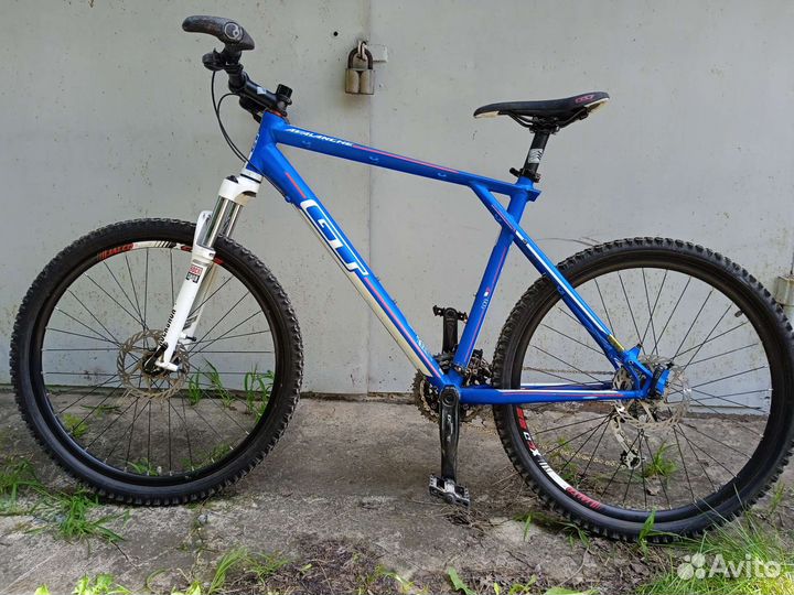 Gt avalanche Rock Shox/Deor XT