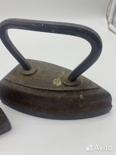 Утюг чугунный старинный