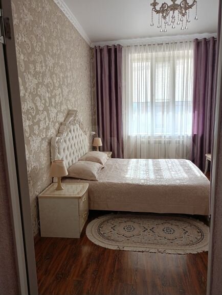 4-к. квартира, 134 м², 3/3 эт.