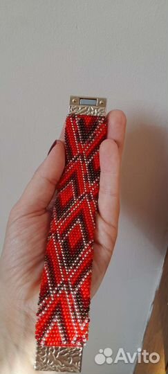 Браслет жгут из бисера