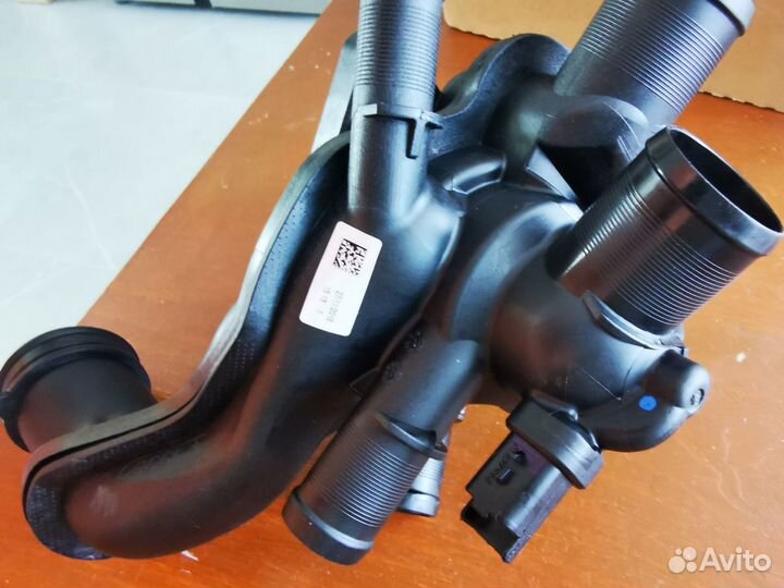 Продам термостат Peugeot 308