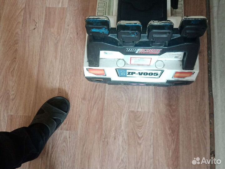 Детский электромобиль бу