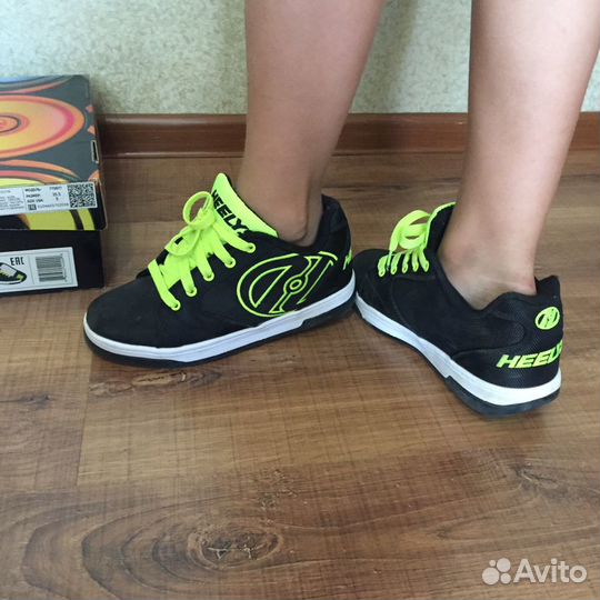 Кроссовки Heelys