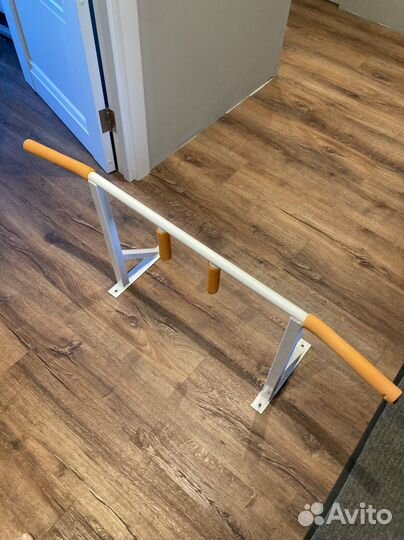 Турник настенный подвесной