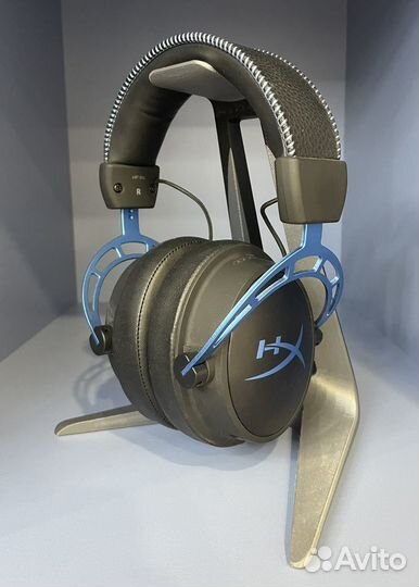 Подставка/держатель для наушников