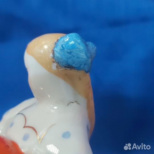 Статуэтка фарфор 