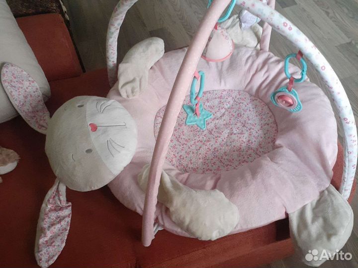 Развивающий коврик