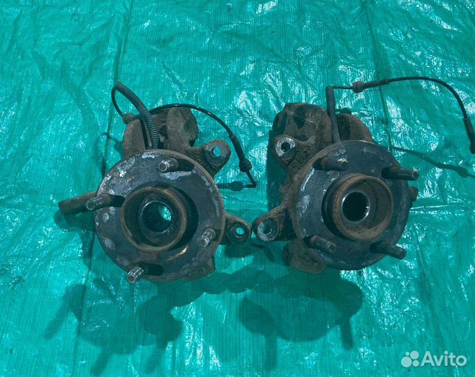 Кулак поворотный левый правый Ford Fusion