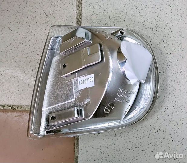 Поворотник правый Felicia (новый)