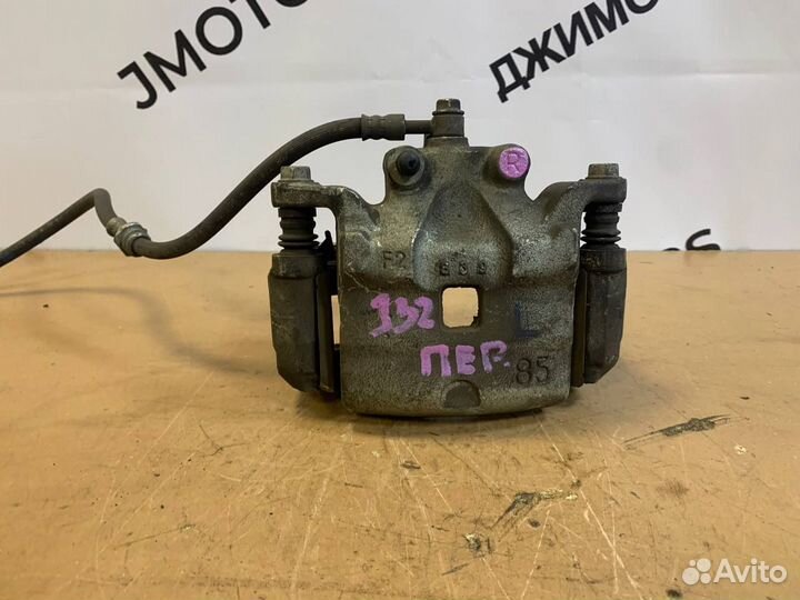 Суппорт передний правый Nissan Teana J32