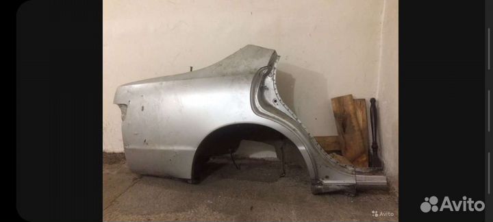 Крыло правое заднее