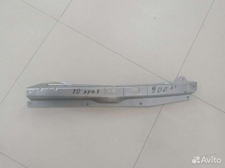 Правый передний надстрельник(крепление крыла)приор