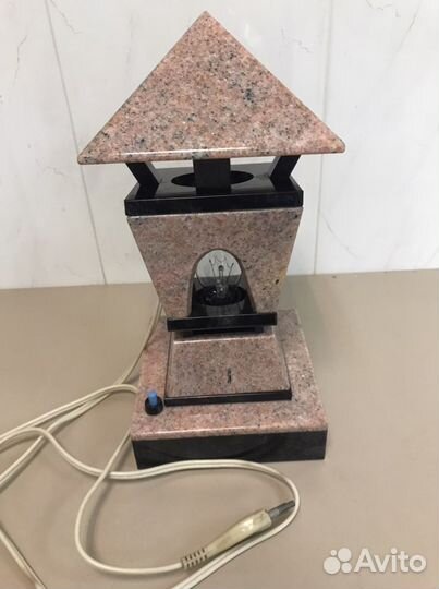 Лампа настольная из натурального камня