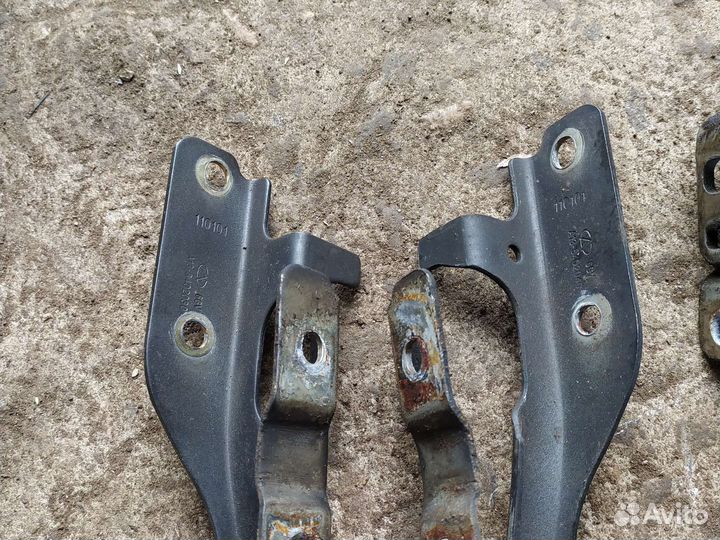 Петли капота chery bonus a13