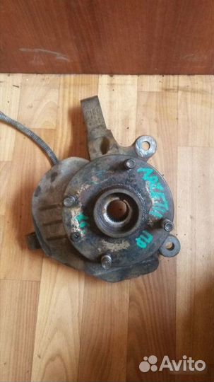 Кулак поворотный передний правый Chevrolet Lacetti