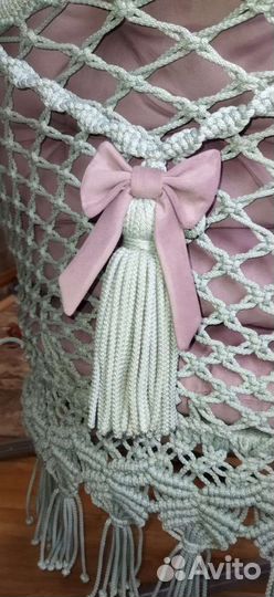 Подвесное плетеное кресло гамак