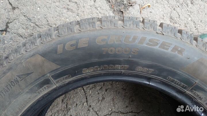 Bridgestone Ice Cruiser 7000S 225/60 R17 99T