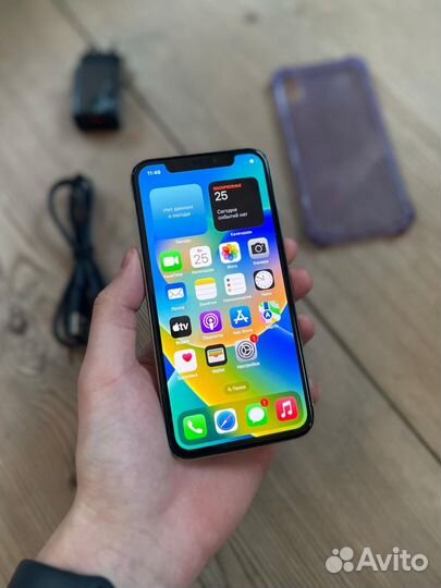 iPhone X, 64 ГБ