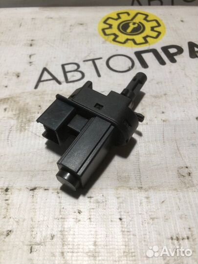 Датчик педали сцепления Ford Focus 2 sida 1.6 2008