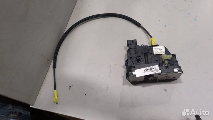 Замок двери Opel Meriva 2010, 2011