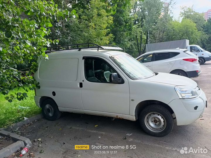 Peugeot Partner 1.4 МТ, 2007, битый, 400 000 км