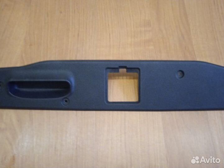 Накладка крышки багажника Mercedes S-Class W220