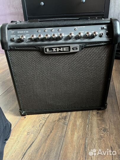 Гитарный комбоусилитель Line 6 Spider IV 30
