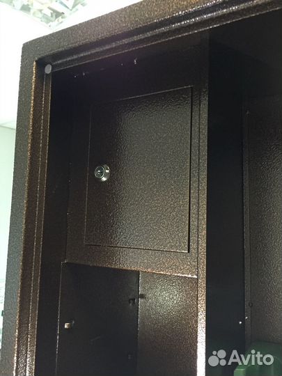 Оружейный сейф