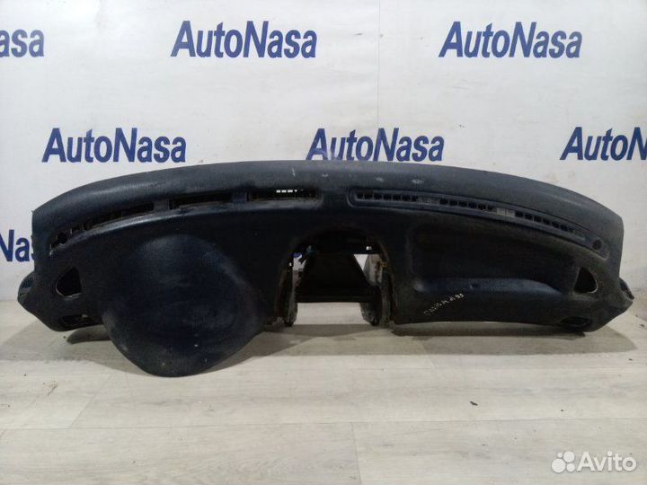 Торпедо Mitsubishi Carisma 1999