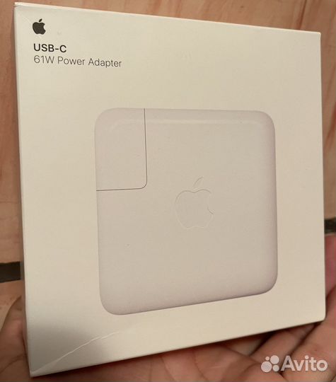 MacBook Apple 61W USB-C Power Adapter (MRW22ZM/A)