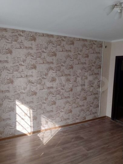 Комната 14 м² в 1-к., 1/5 эт.