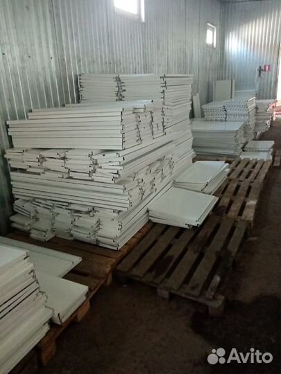 Стеллаж торговый металлический