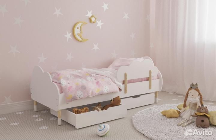 Детская кровать белая
