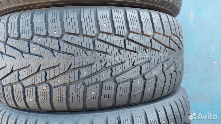 Nokian Tyres Hakkapeliitta 7 SUV 285/60 R18 116T