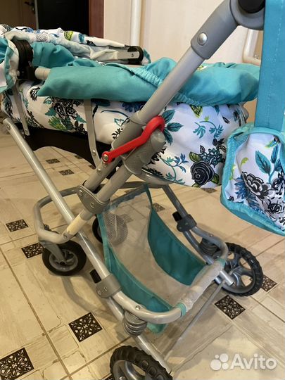 Коляска для кукол