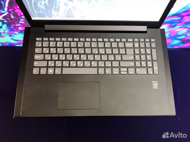 Ноутбук Lenovo Ideapad / Core i3 / SSD