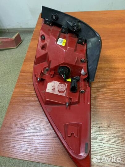 Фара задняя Kia Sportage 3 левая