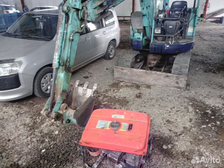 Мини экскаваторы с гидромолотом