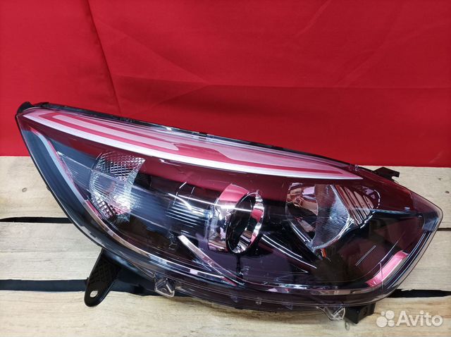 Фара правая Renault Kaptur 2016