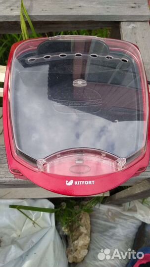 Гриль Kitfort KT-1610 красный